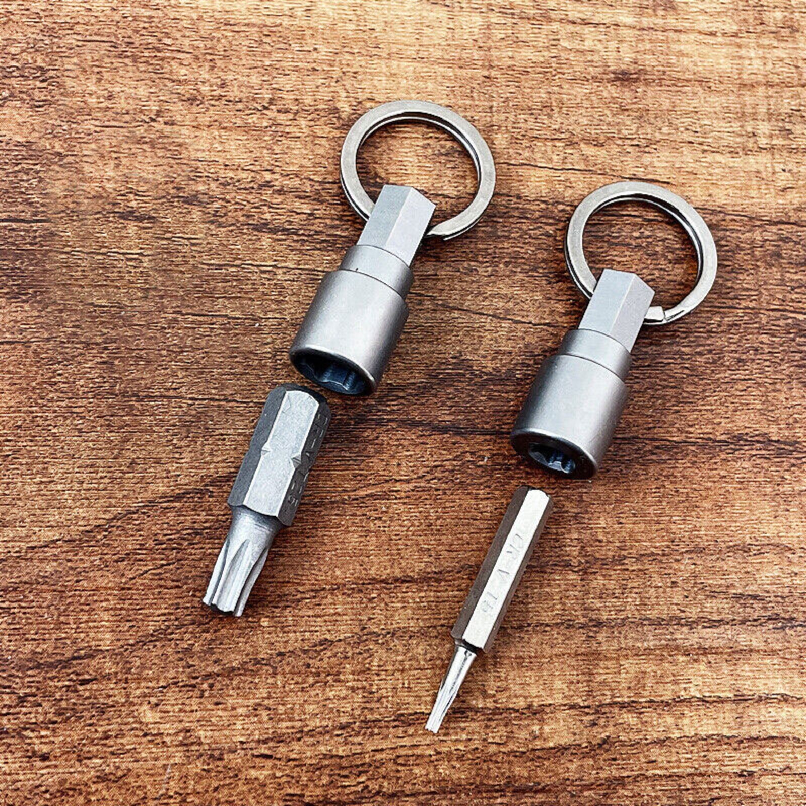 Titanium Alloy Magnet Quick Buckle Detach EDC Keychain w/ Key Ring