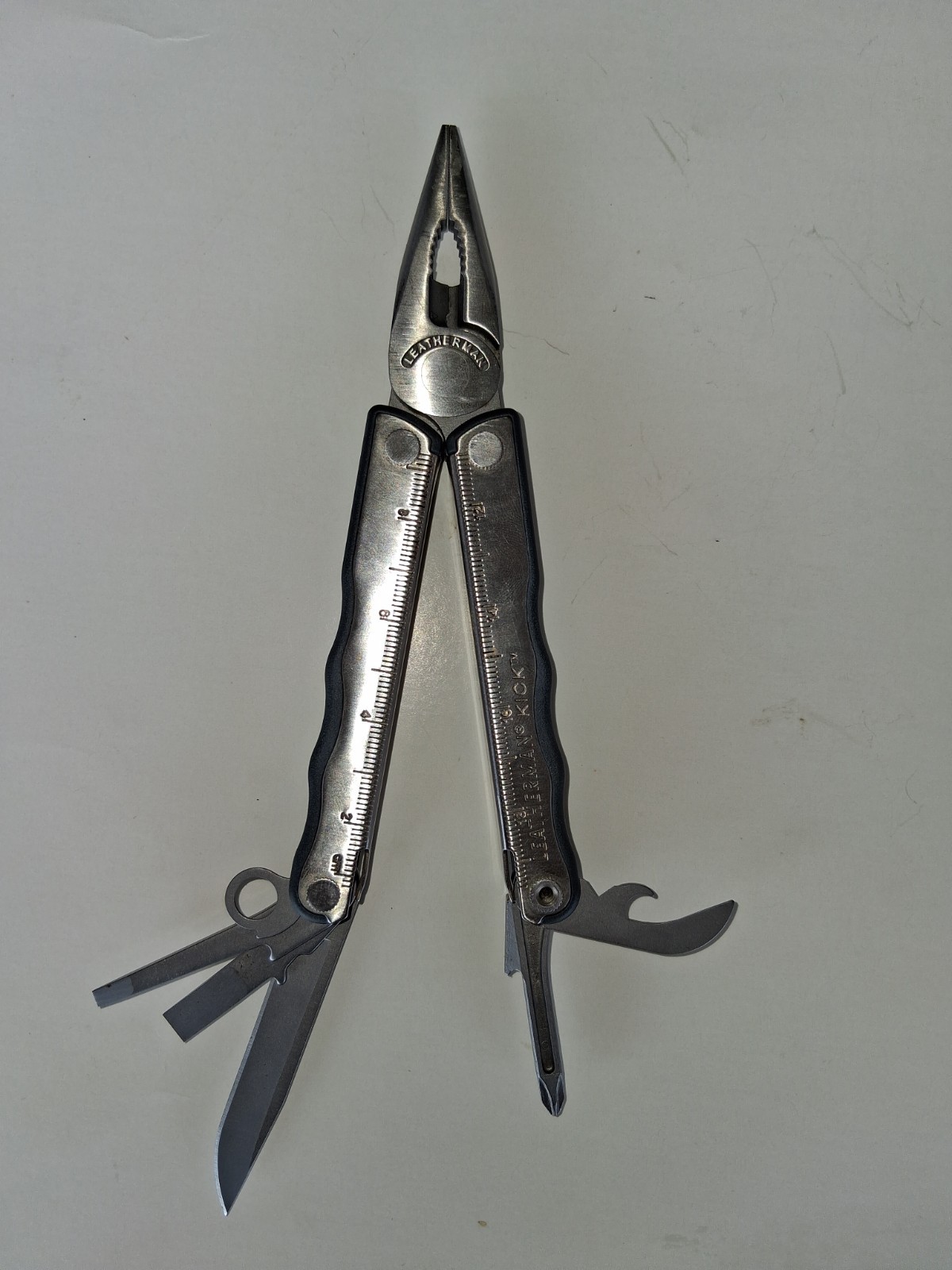 Leatherman Kick Multi-Tool USA Great shape W / Leather case