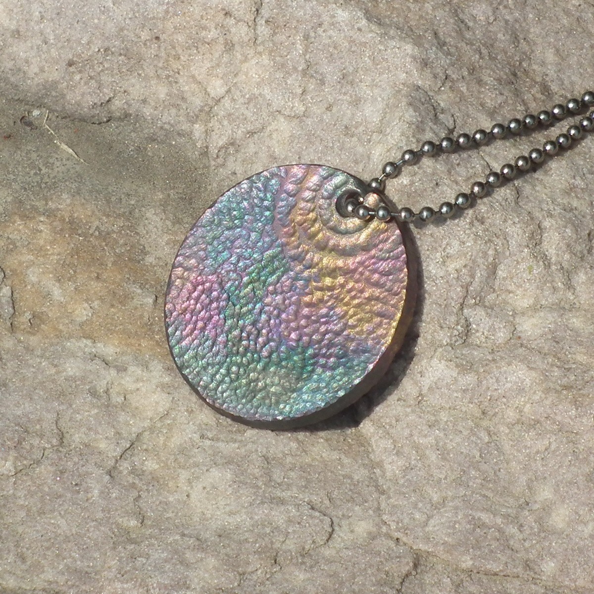 EDC dent vein necklace ornament fell pendant