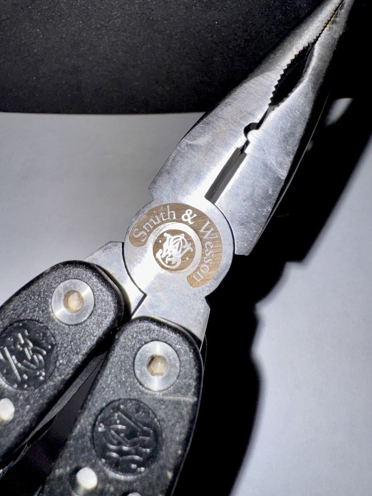 VINTAGE SMITH &WESSON 44 MAG TOOL ~ 11 FUNCTION MULTI-TOOL BLACK ~ 1ST EDITION