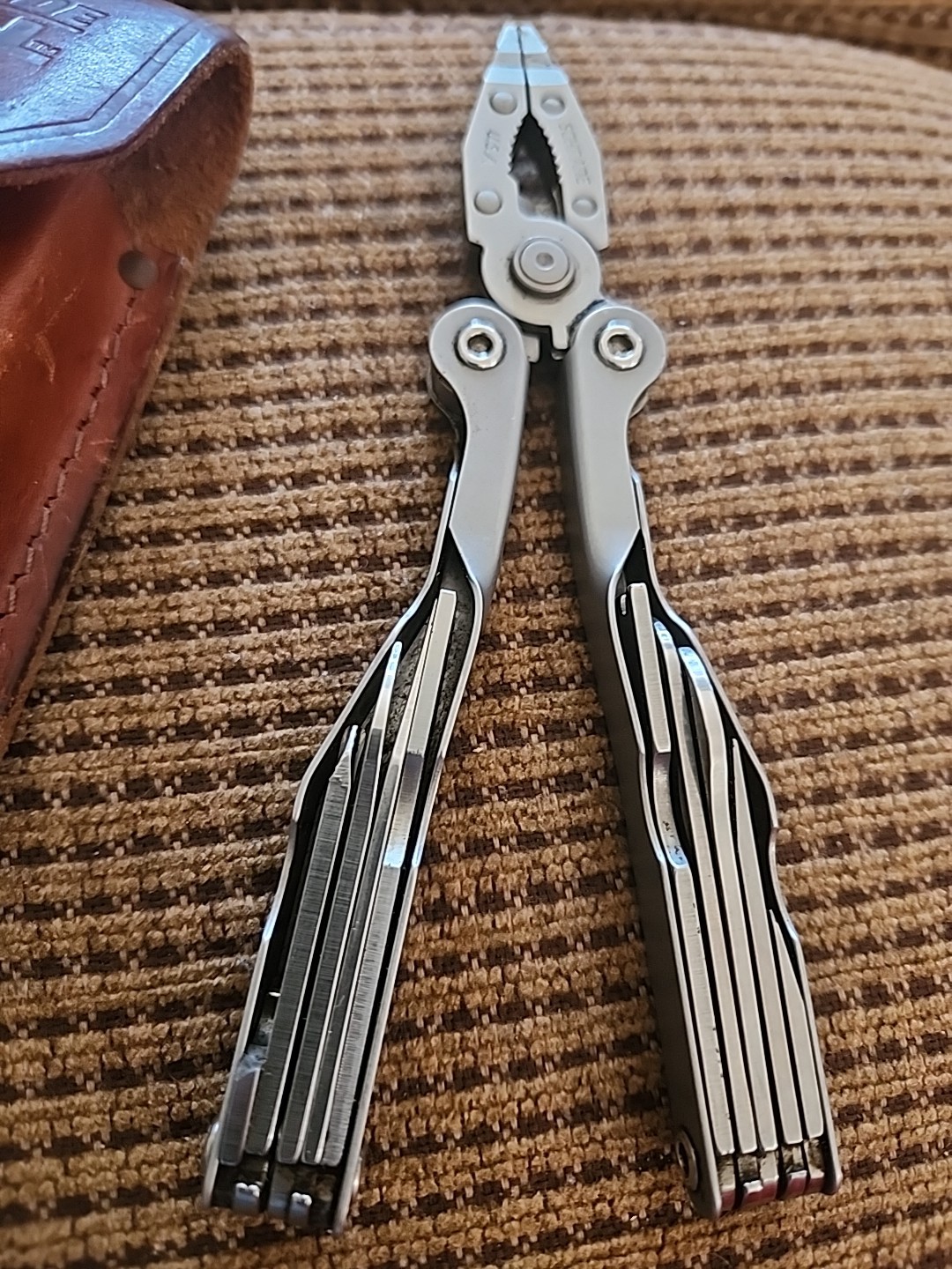 Schrade Tough Tool ST1 USA Multi-Tool Pliers Knife Stainless Steel Vintage