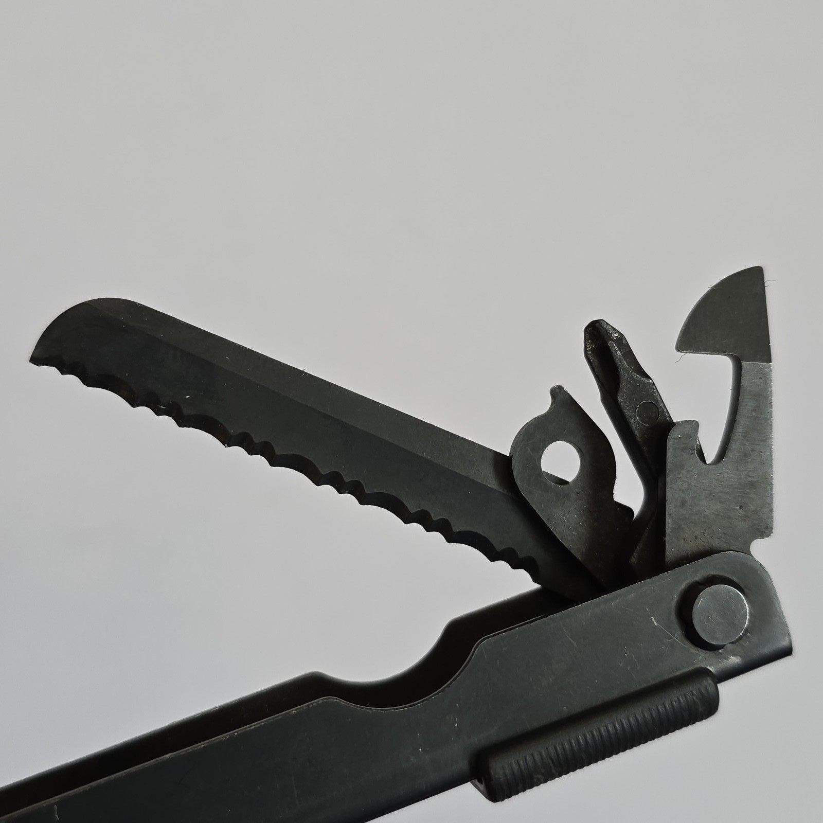GERBER MP600 MULTI PLIERS TOOL KNIFE STAINLESS STEEL BLACK OXIDE & SHEATH