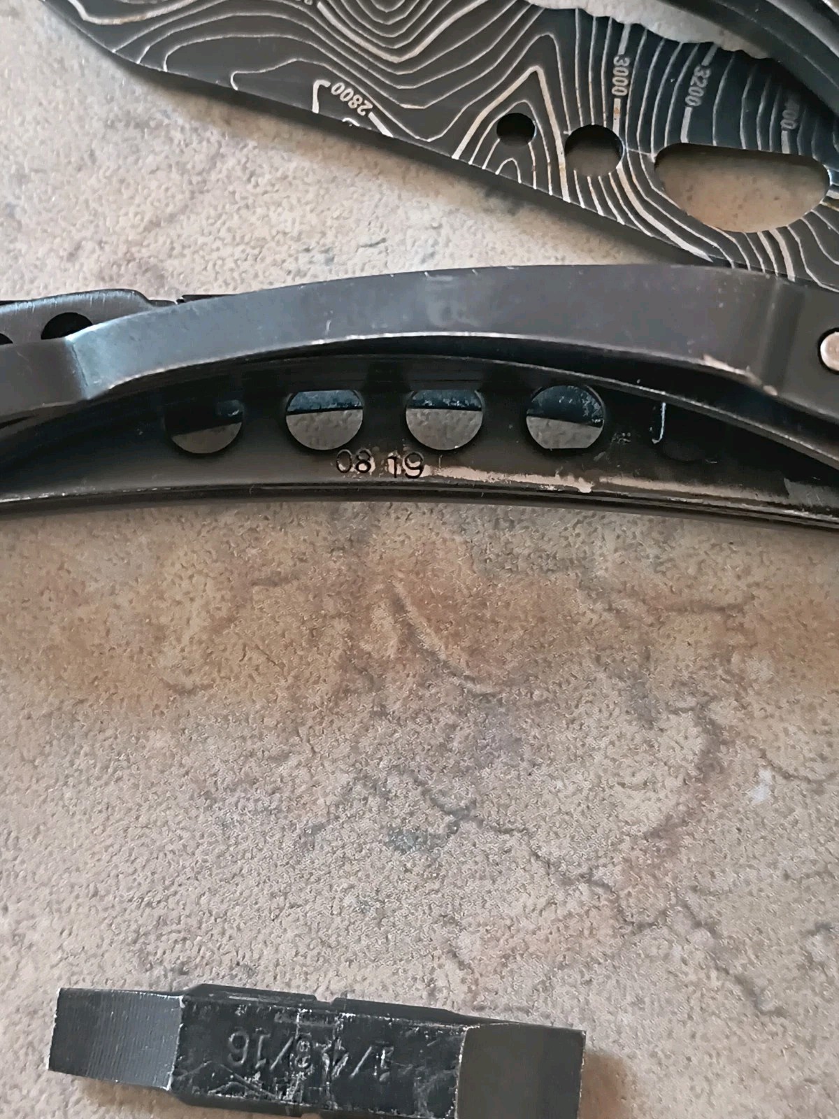 Leatherman Skeletool Multi-Tool Black Topo/Nylon Sheath