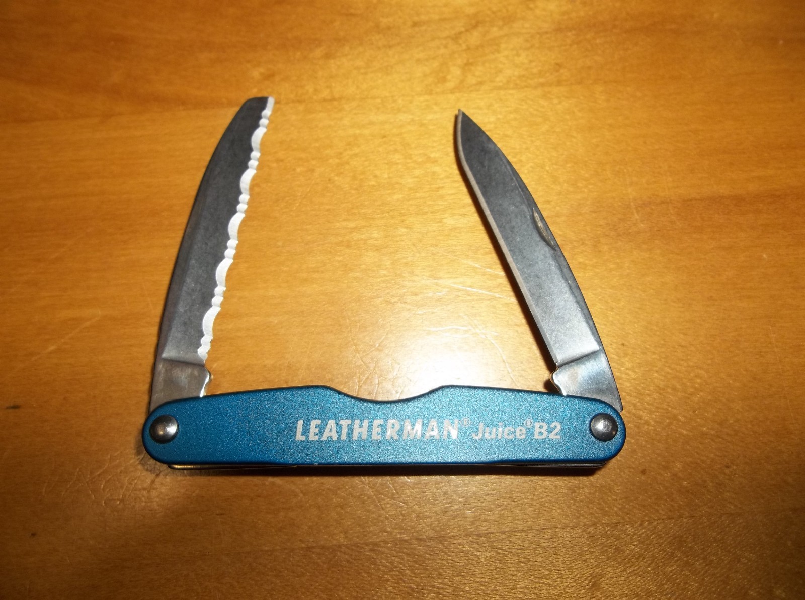 USA Leatherman Blue Juice B2 Pocket Knife