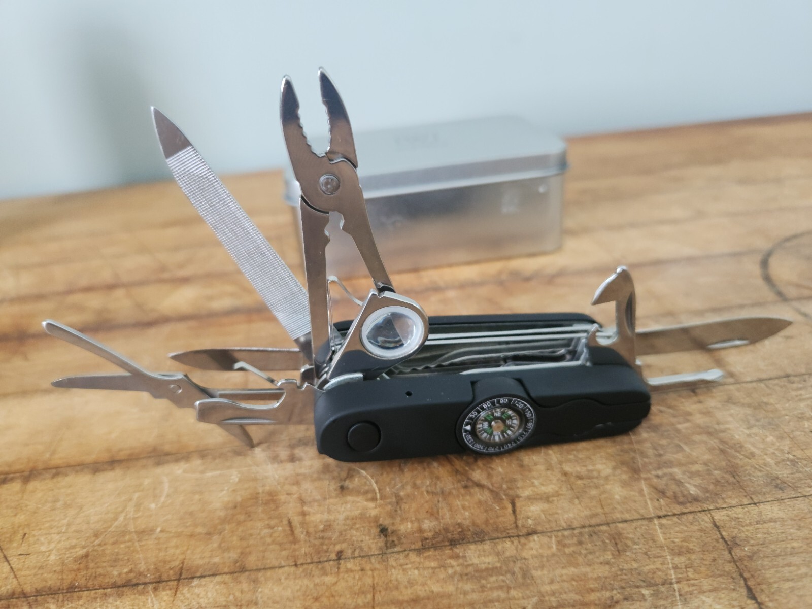 Whiz Tool – Ultimate Multitool Pocket Tool – 24 Functions, Lightweight – New