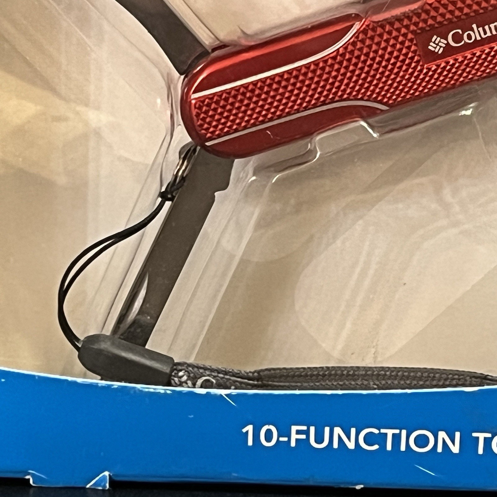 COLUMBIA 10 Function RED Pocket Tool Knife Scissors Strap w/ Light NEW Sealed