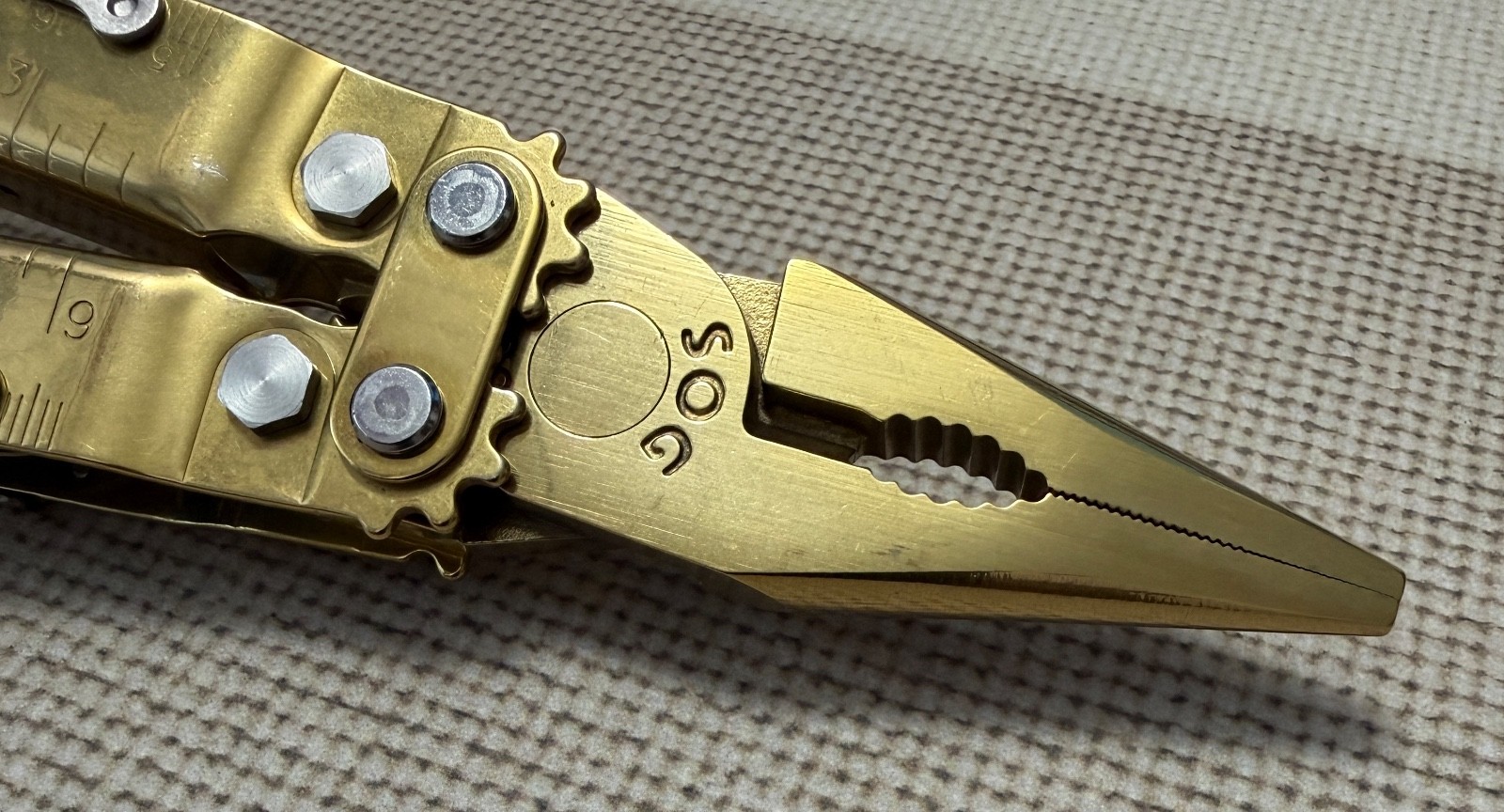 RARE Vintage Retired SOG Gold TiNi Power Lock Multi Tool w/sheath + SOG Bit Kit