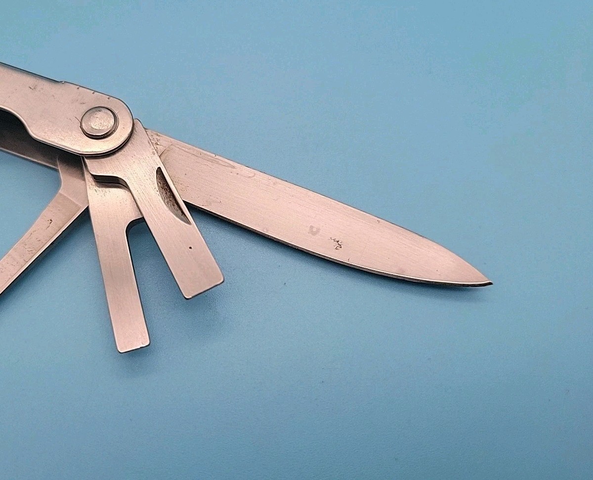 Leatherman BIG LETTER PST Multi-Tool – Knife, Pliers, File, Screwdriver -Japan