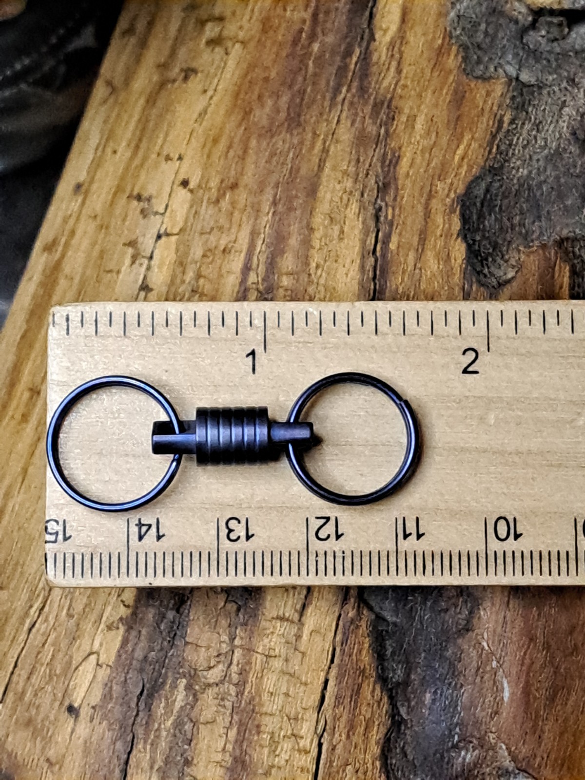 Pro Mini Series Anodized Titanium Swivel With 15mm Titanium Keyrings