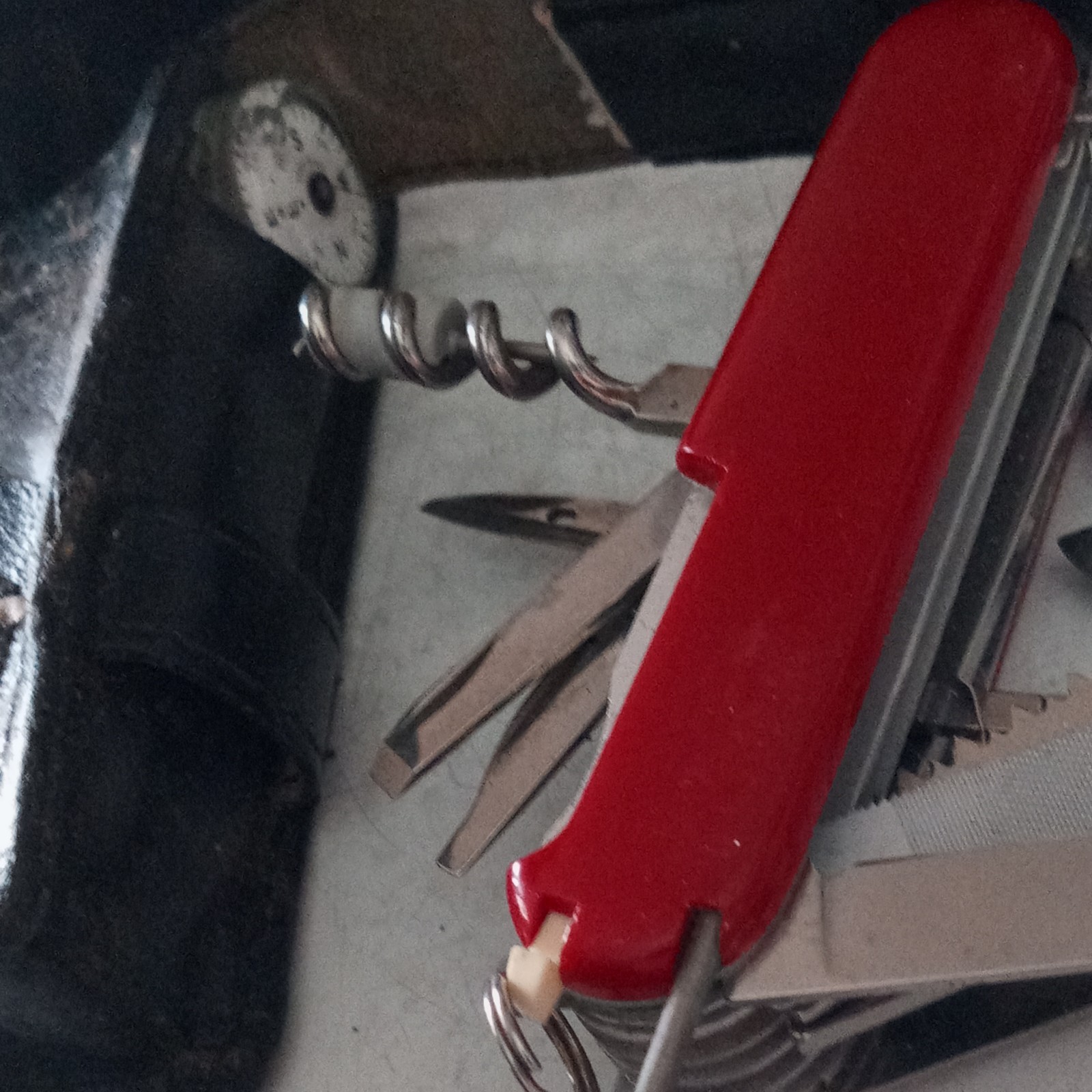 Victorinox Swiss Army Red Multi-Tool Knife, Knife Scissors Saw Screwdriver