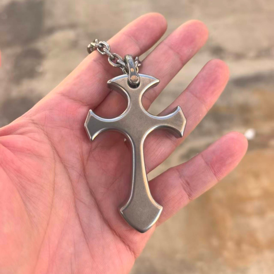 Heavy armor Titanium alloy TC4 Thickened by 12mm Cross EDC Tool Suit