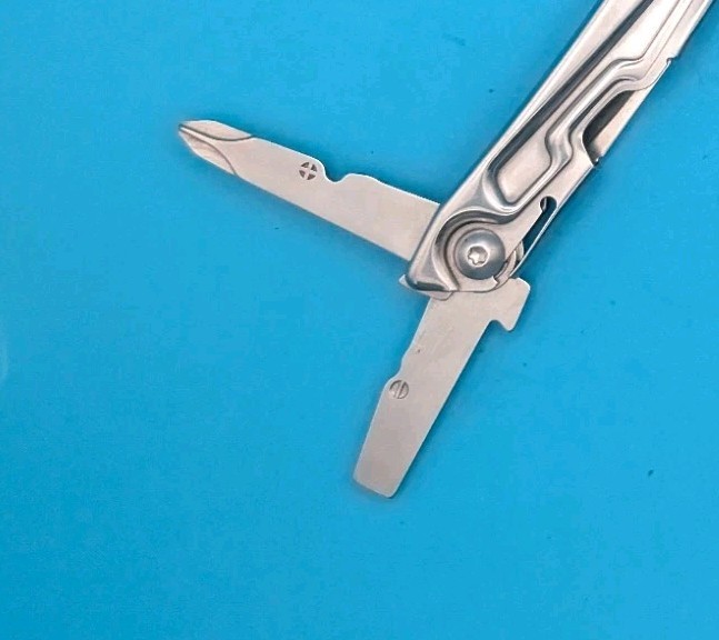 Leatherman Bolster 13 Tool Stainless Steel Multi-Tool!