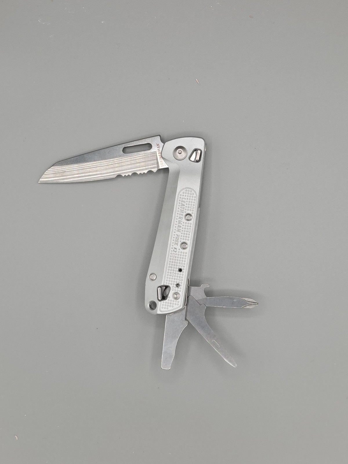Leatherman FREE K2x Swiss Army Knife – Silver (832652)
