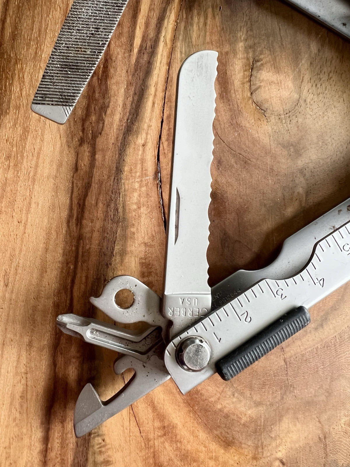 Gerber Multi-Plier Multi-Tool, MP-600, Stainless; Pre-owned. See Photos.