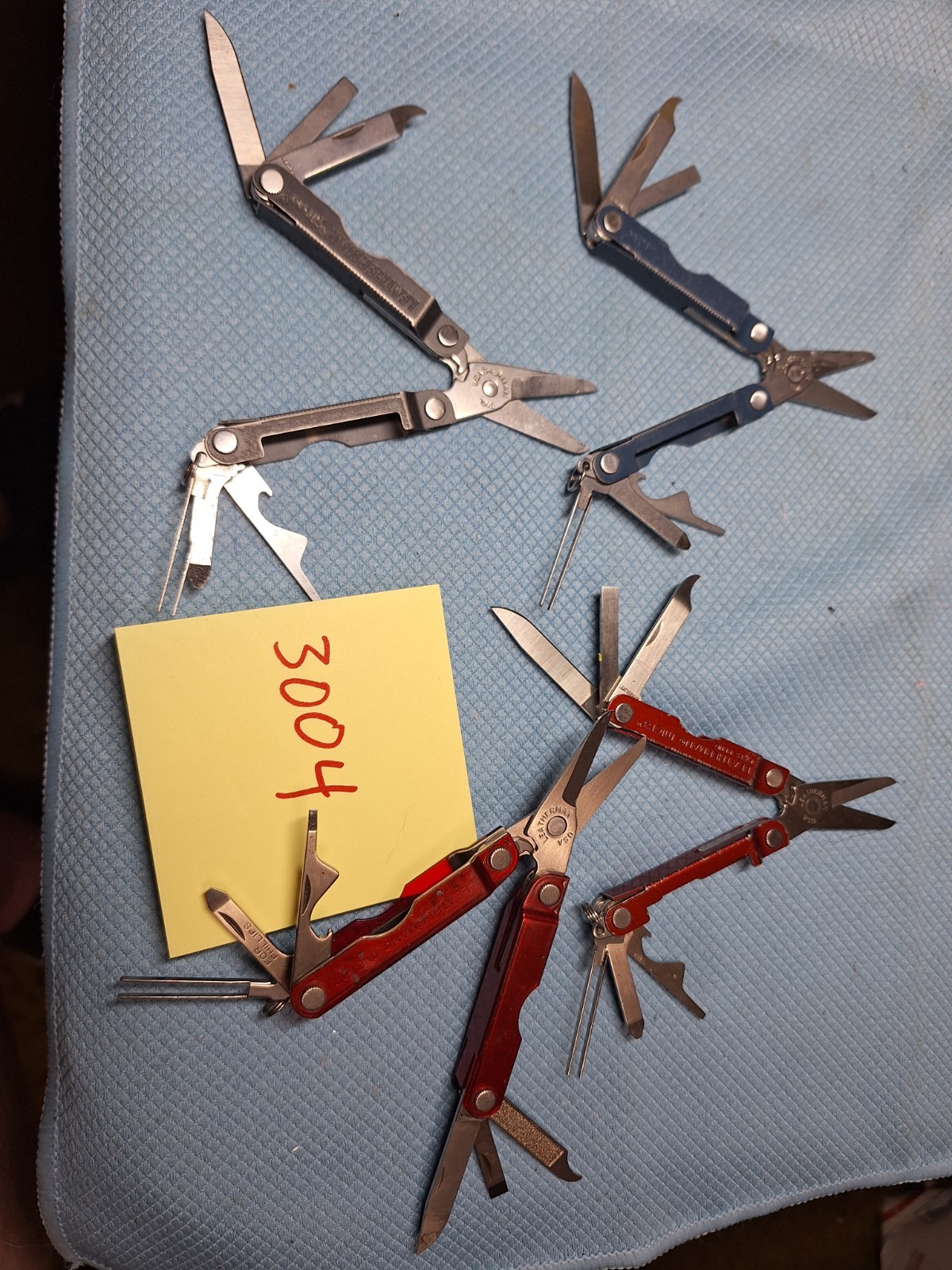 4 Leatherman MICRA Mini Multi Tools AIRPORT CONFISCATION LOT 3004
