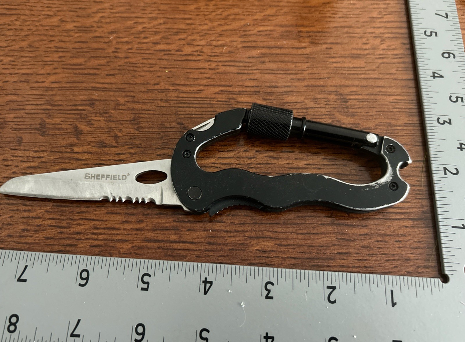 Carabiner Tool/knife