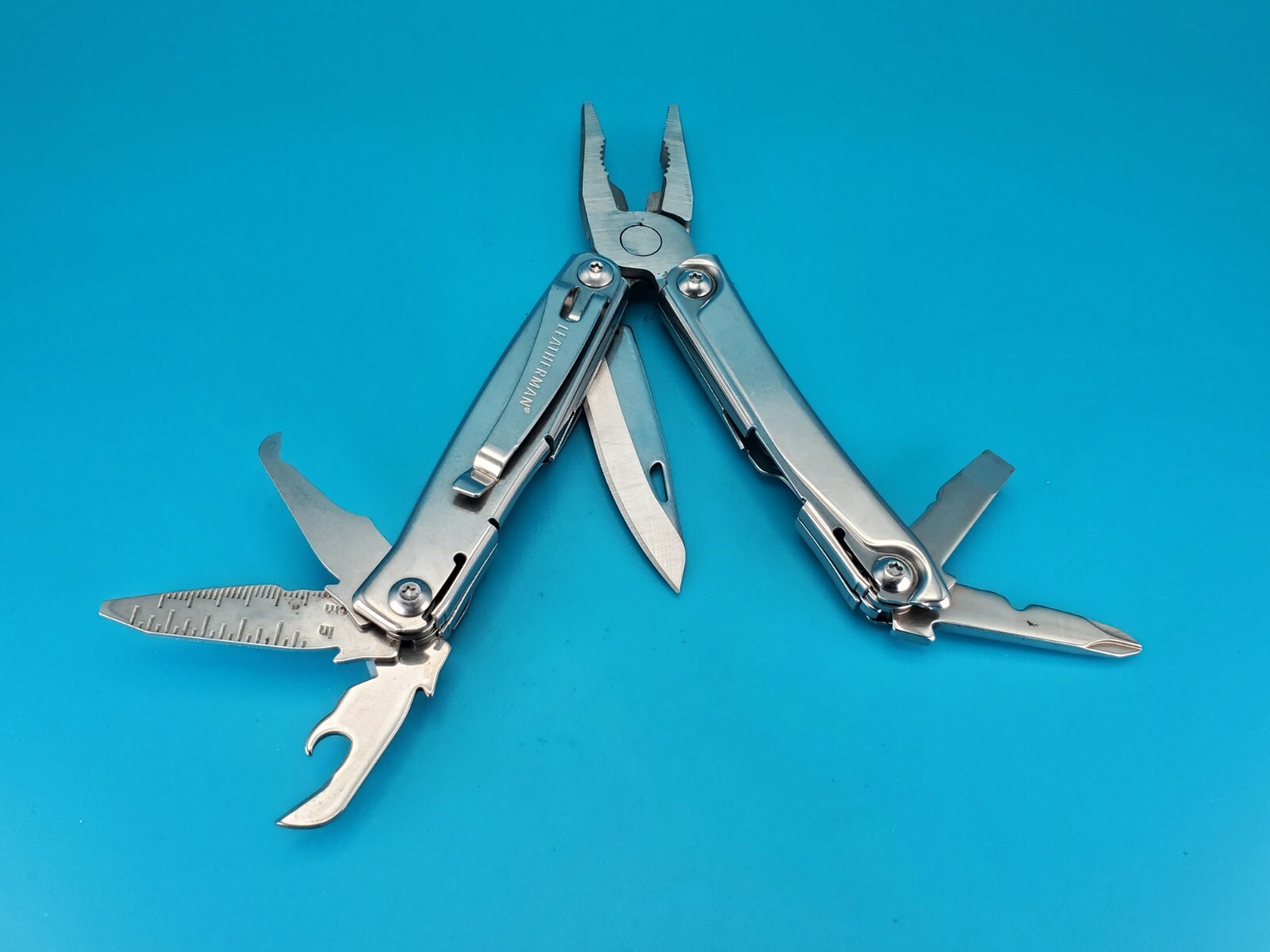 Leatherman Rev 3.8″ Multi-Tool, Stainless!