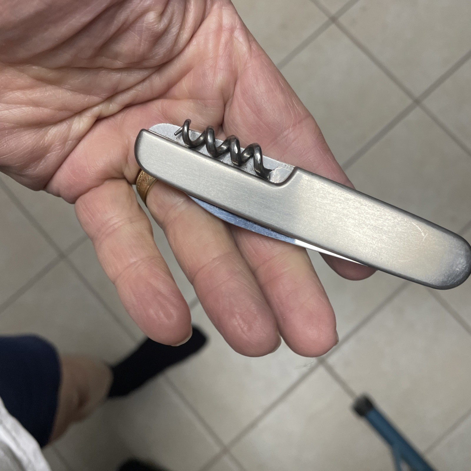 National Geographic SWISS Army Knife