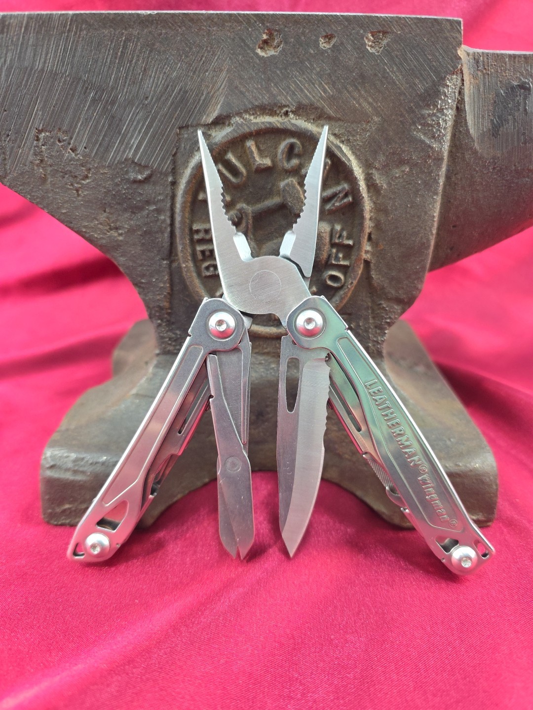 Leatherman Wingman Multi Tool Stainless Steel Pliers Knife EDC No Sheath
