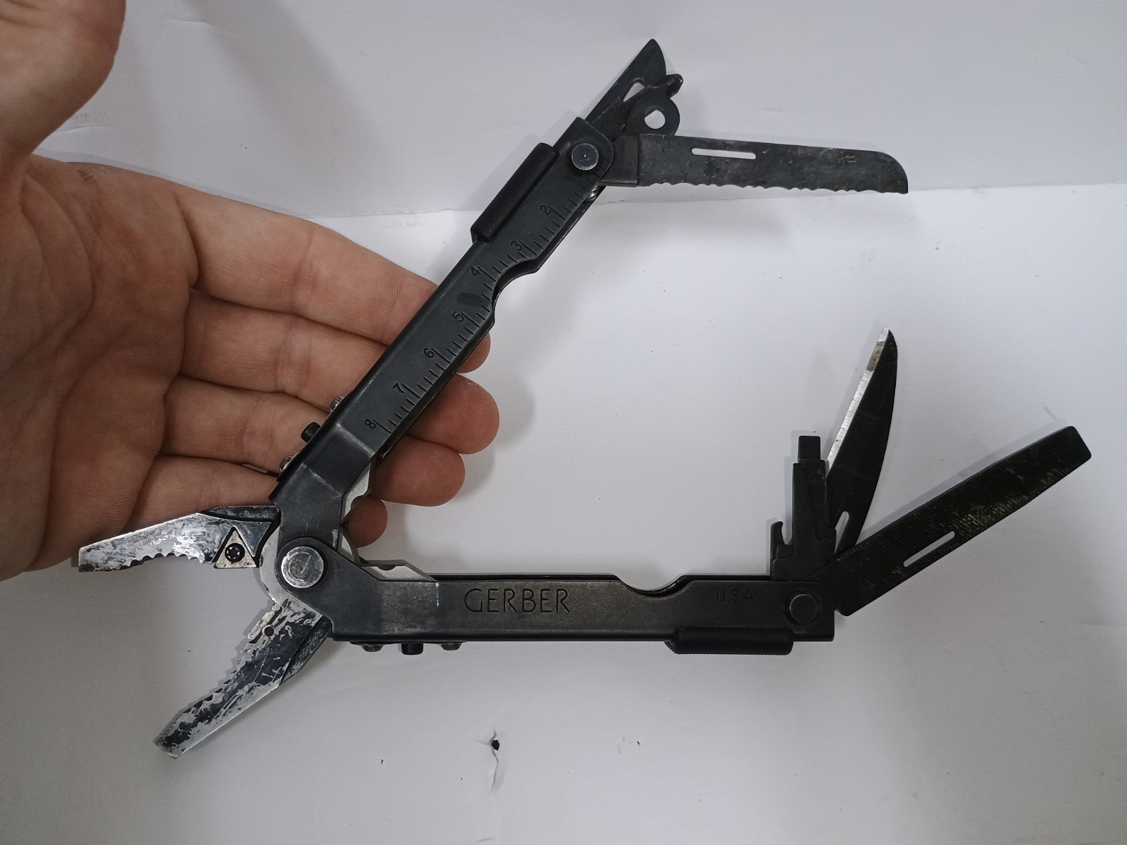 Gerber MP600 Multi Tool Multi plier Military Issue Black Camo Sheath w/Allen Key