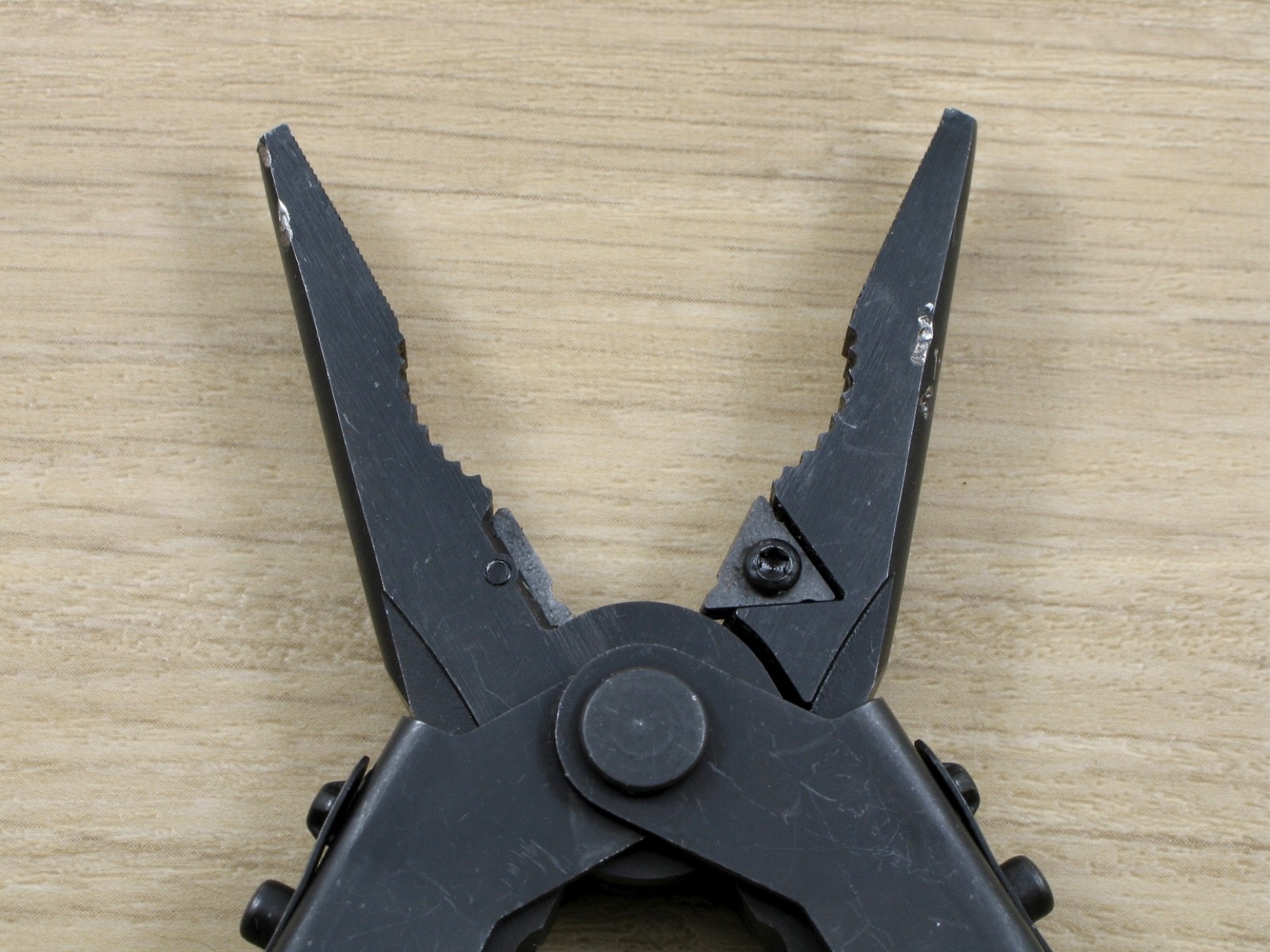 Gerber MP600 Multi-Tool Multi-Plier Needlenose Carbide Cutters, Black Oxide