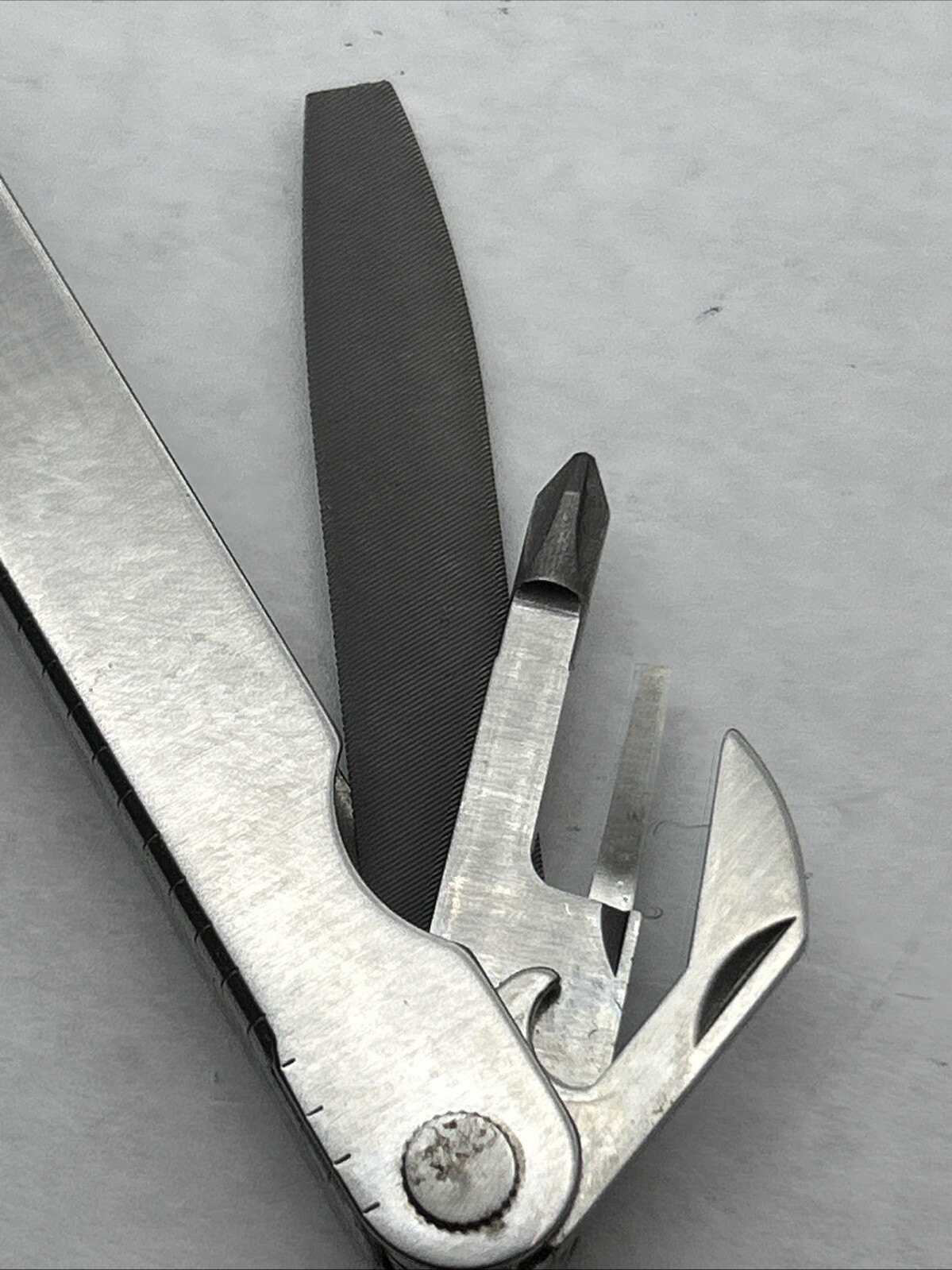 Retired 1995 Leatherman Multi-Tool US Reg TM 1325473 Portland OR & Leather Case