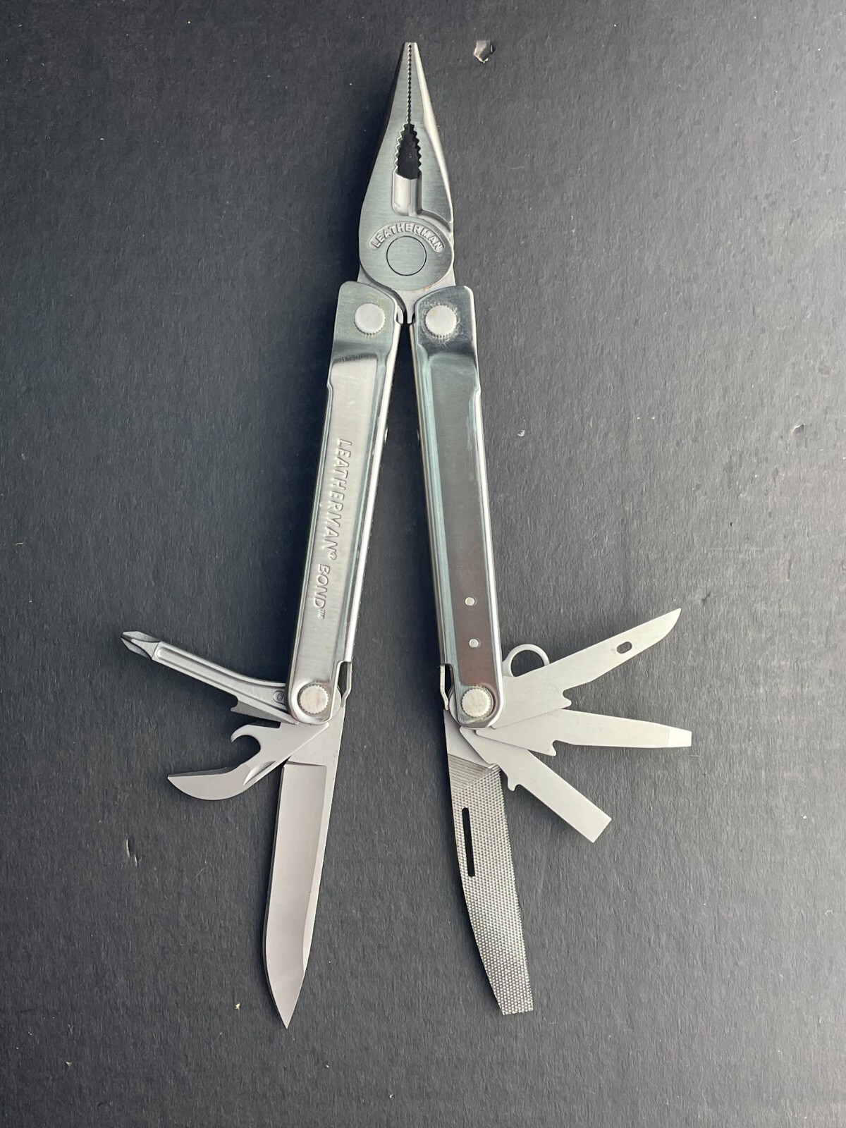 Leatherman Bond Multi-tool Multi Tool Silver Knife File Screwdriver