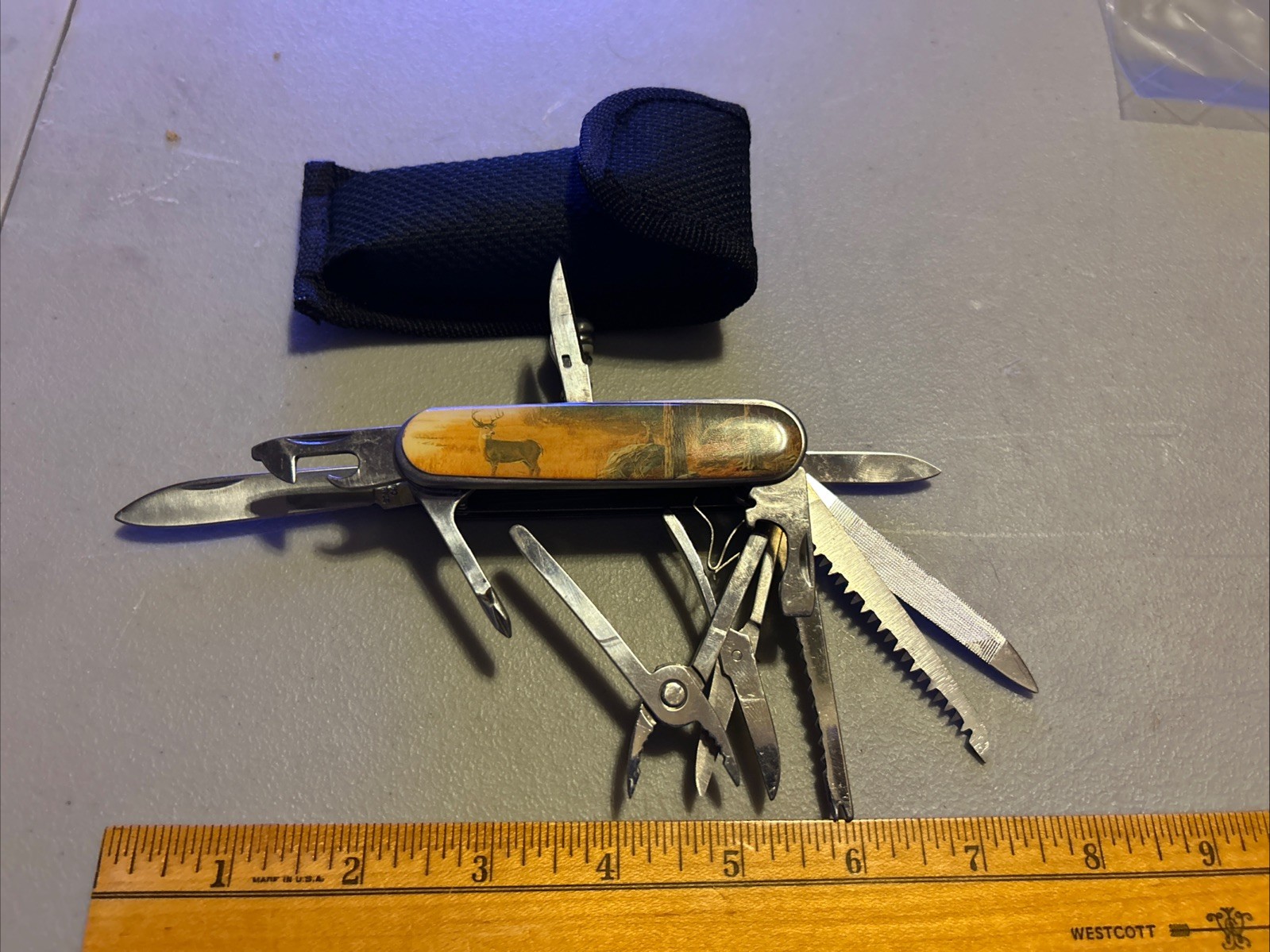 Utility Knife, multi tool numerous tools, with sheath 13 Knifes & Tools Deers
