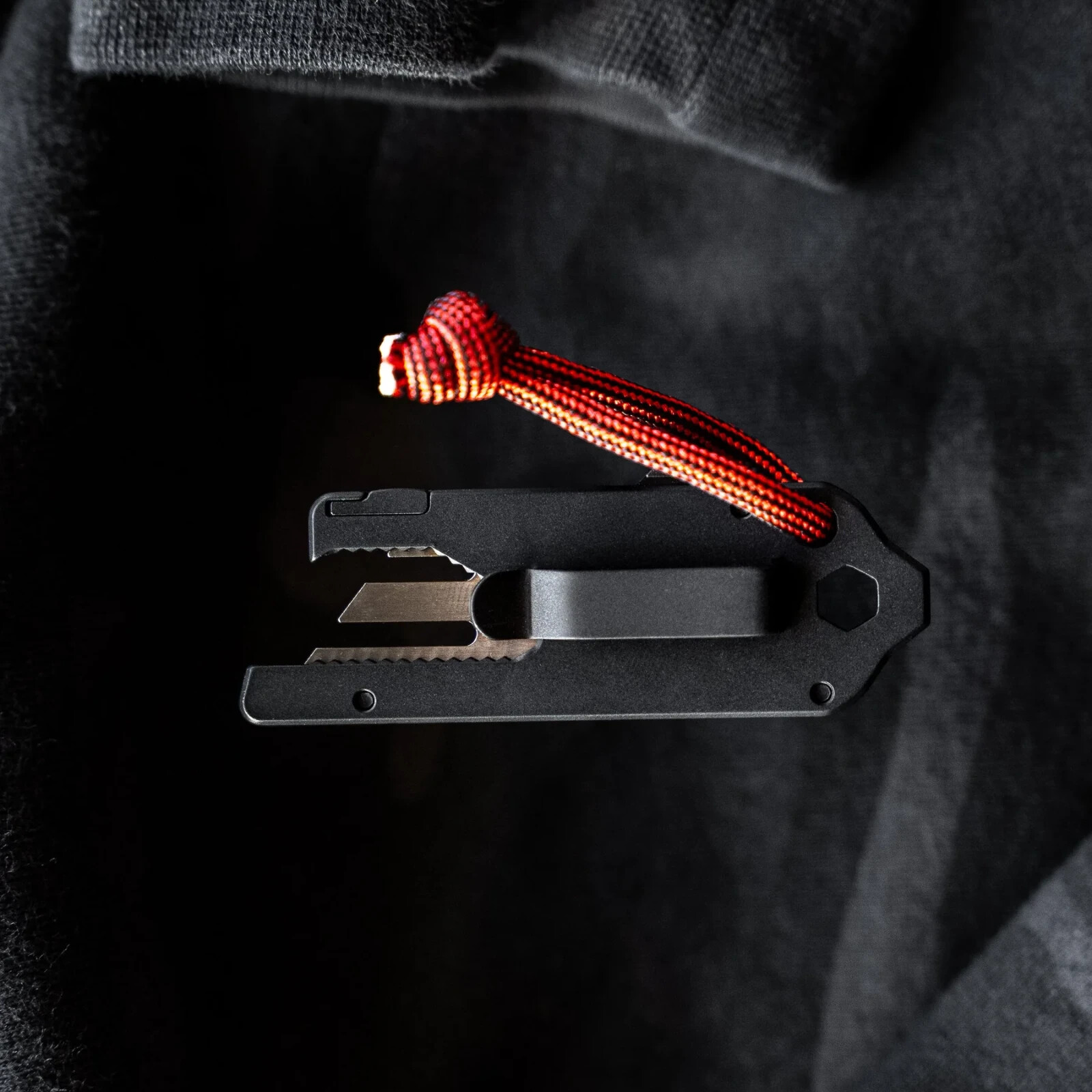Big Idea Design Black TPT Slide EZ Pocket Tool Pocket Clip Titanium Construction