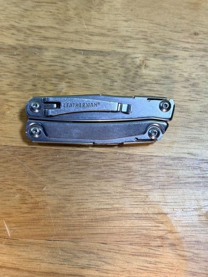 Leatherman Rev Stainless Steel Multi-Tool Pocket Clip Pliers Knife EDC Tool Used