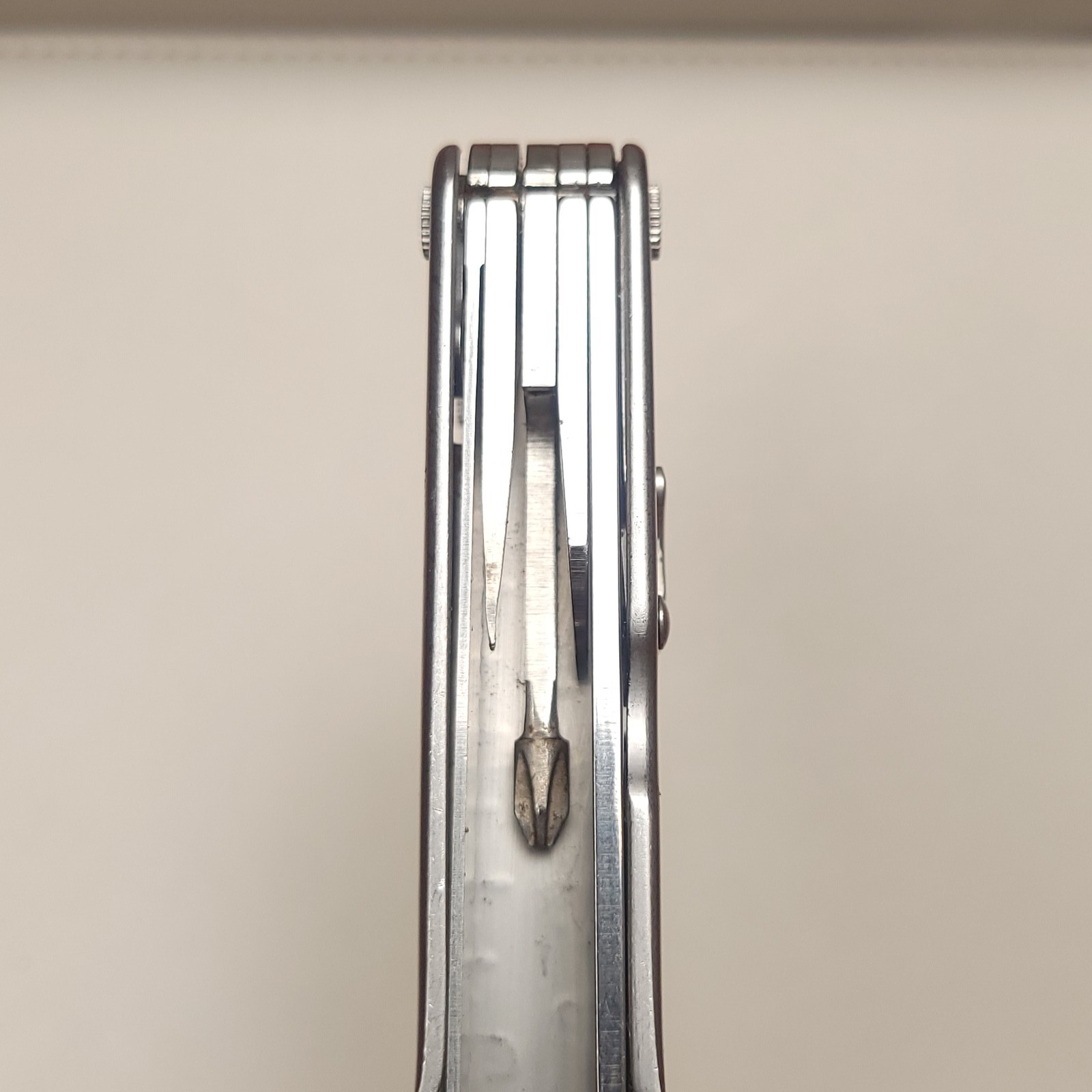 Leatherman Super Tool 200 Multi-Tool Pliers Saw Knife USA Made