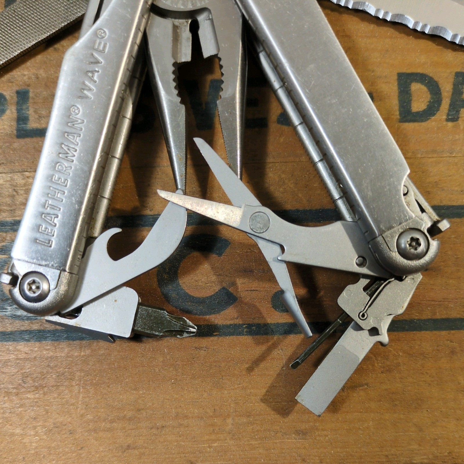 Leatherman USA Wave 2nd Generation Multi-Tool