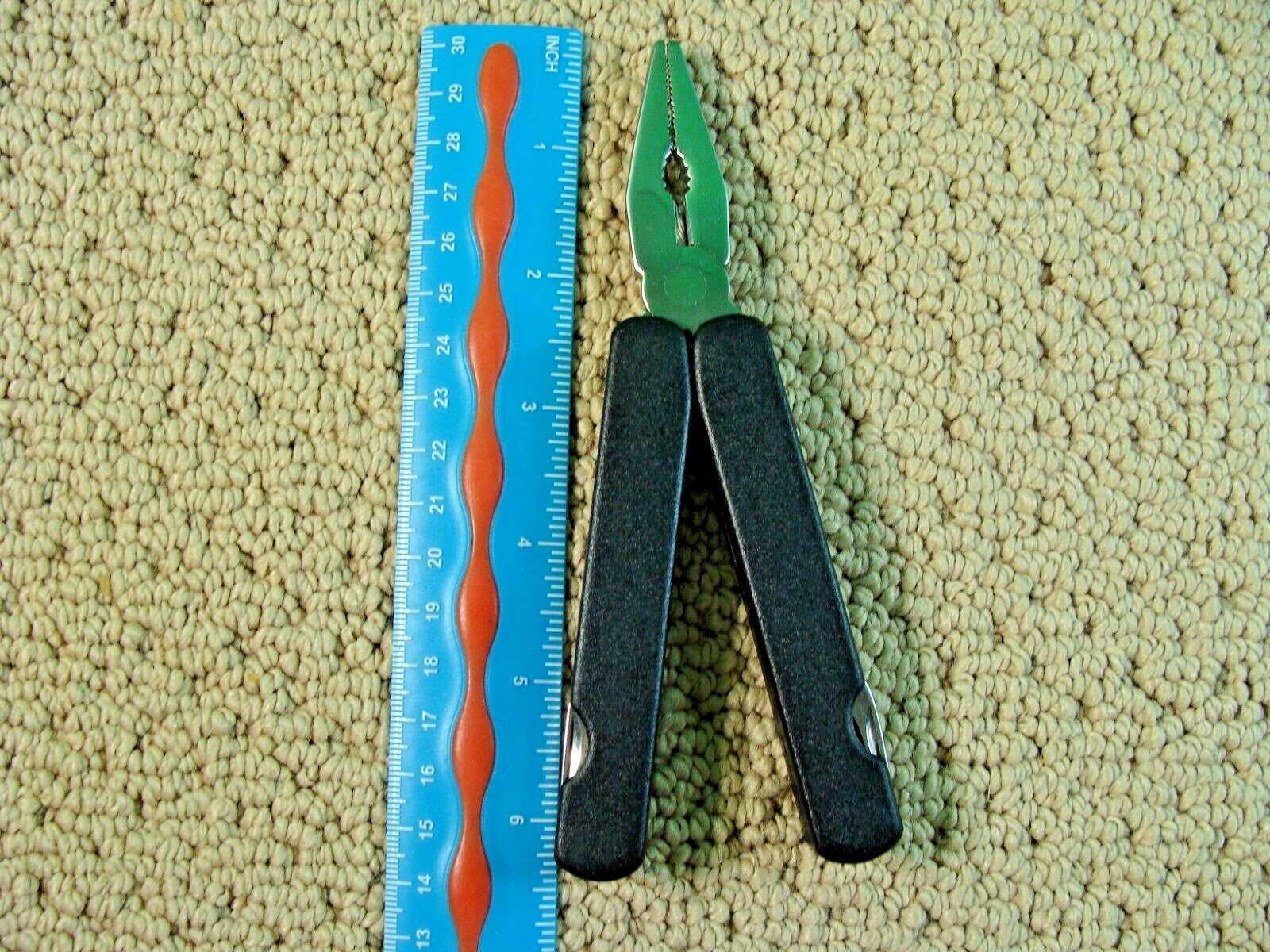Multi-Tool Pocket Knife Pliers Case-for-Belt 6.2-oz 9-Tools