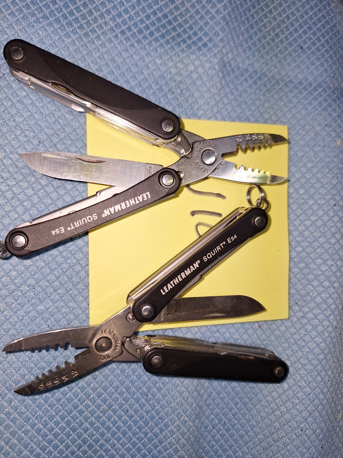 2 LEATHERMAN ES4 BLACK Multi Tools AIRPORT CONFISCATION Lot N10