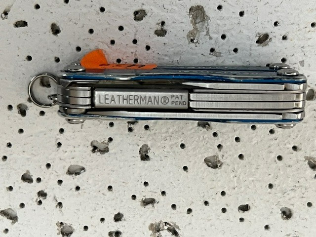 Vintage Leatherman SQUIRT S4 Blue Multi-Tool Keychain Discontinued—