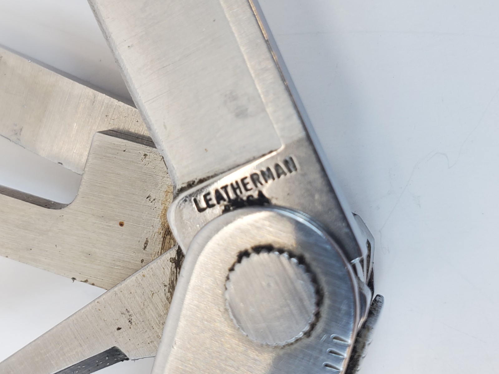 USA Leatherman Tool Multitool w/Leather Sheath