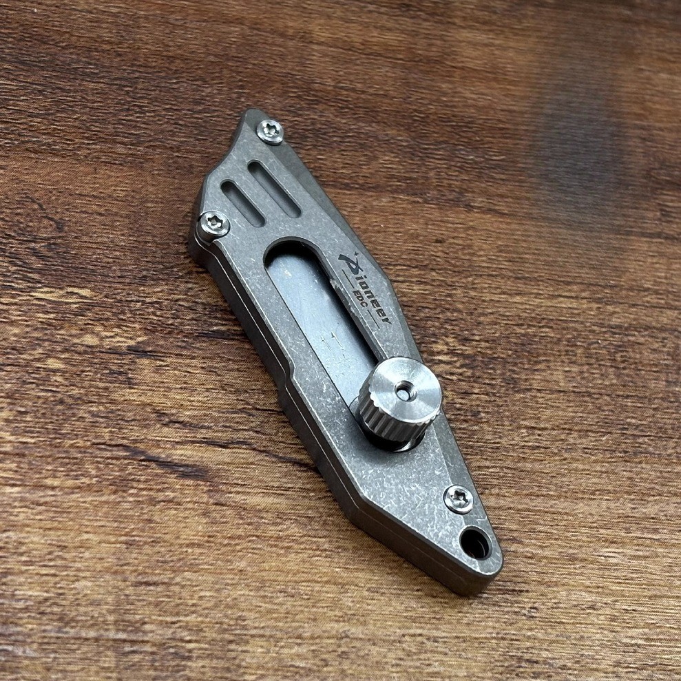 Durable Titanium Alloy EDC Tool for Survival and Repair Tasks