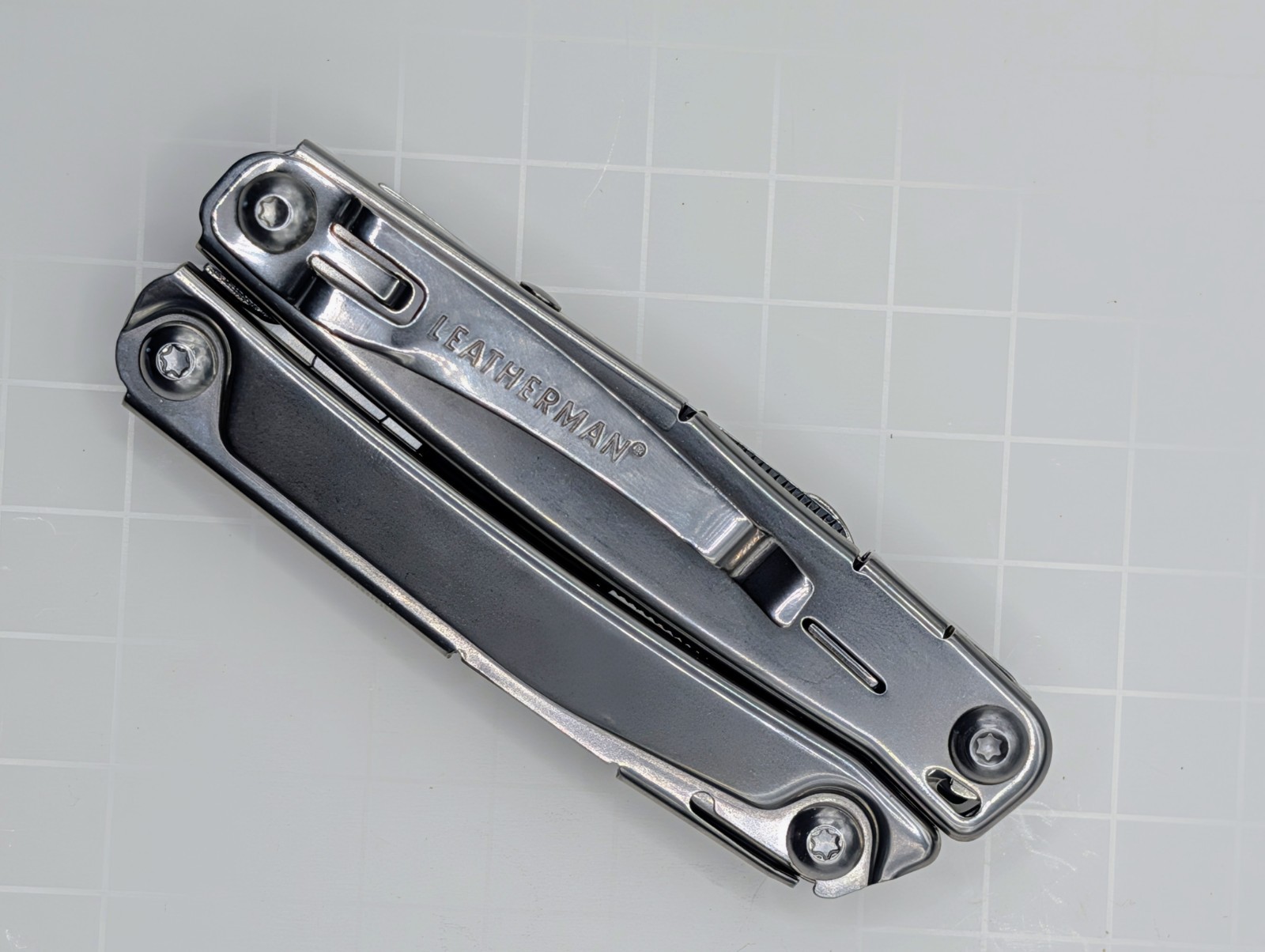LEATHERMAN BOLSTER 13 TOOL STAINLESS STEEL MULTI-TOOL, EXCELLENT CONDITION!