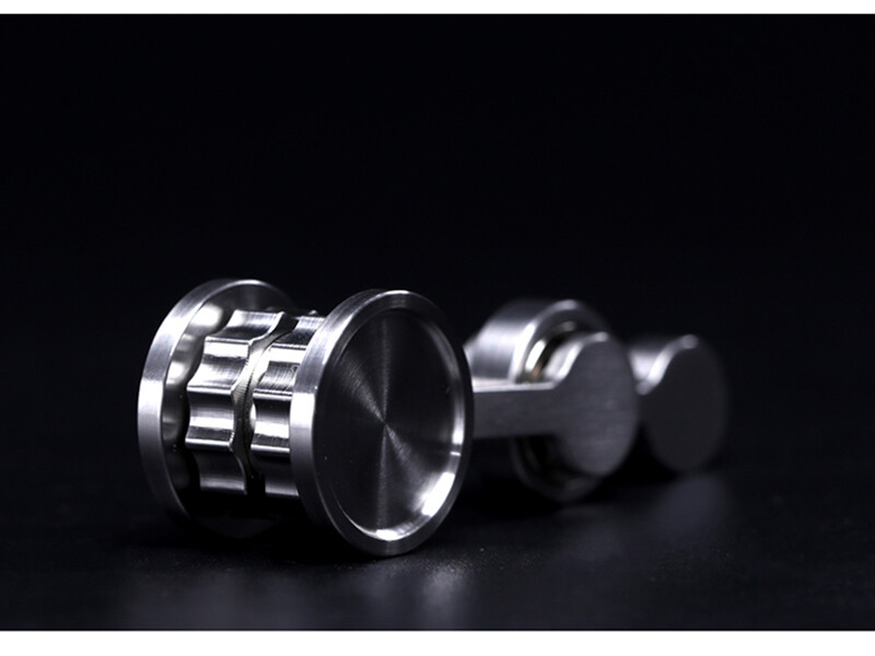 Creativity Metal Swing Gyroscope Fingertips Spinning Top Gearwheel Gyro EDC Toy
