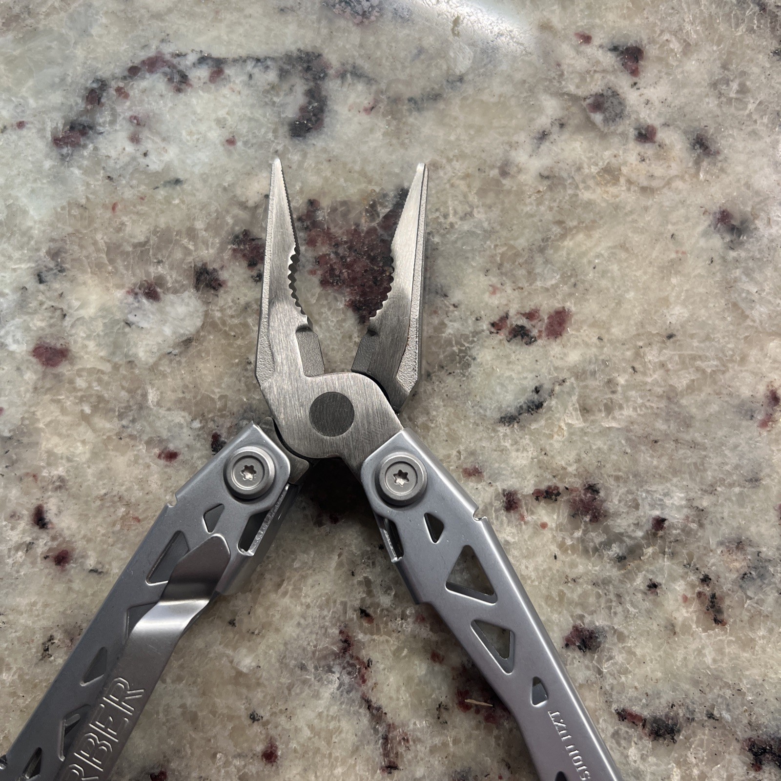 Gerber Suspension NXT 15-in-1 Silver Multi-Tool With Pocket Clip