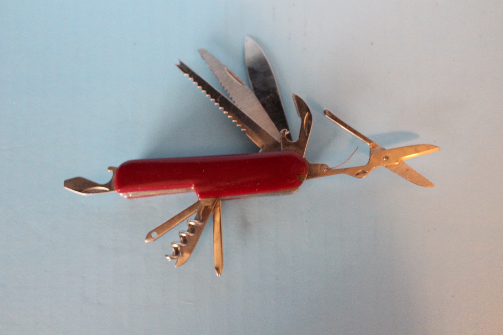 11 TOOL MULTI PURPOSE KNIFE LOT CAMPING HUNTING MULTI TOOL RED