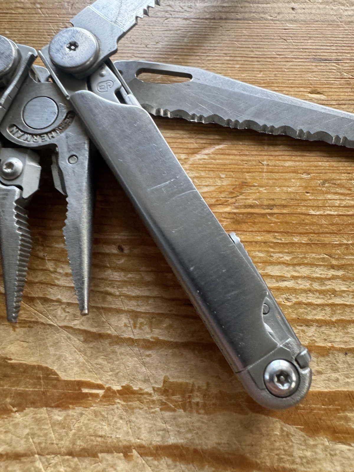 Leatherman + Wave Plus Multitool Stainless Steel – Broken Head Flat Screwdriver