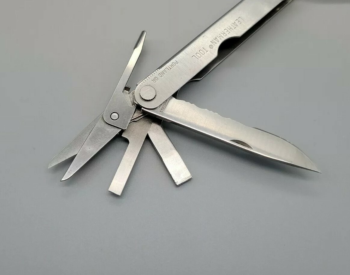 LEATHERMAN PST Multi Tool Scissors Model Dated 0398 – Silver Discontinued USA