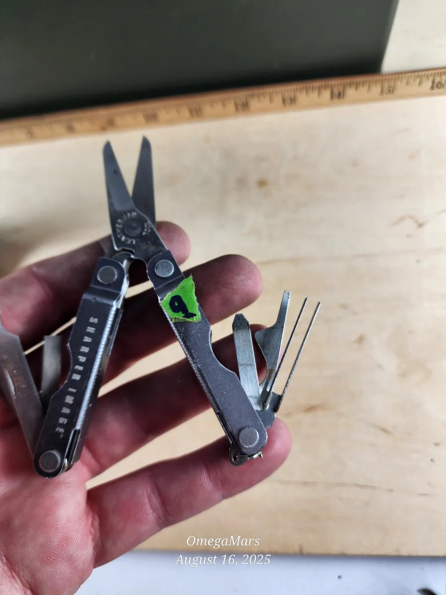 Leatherman Micra Gray #9 Light usage
