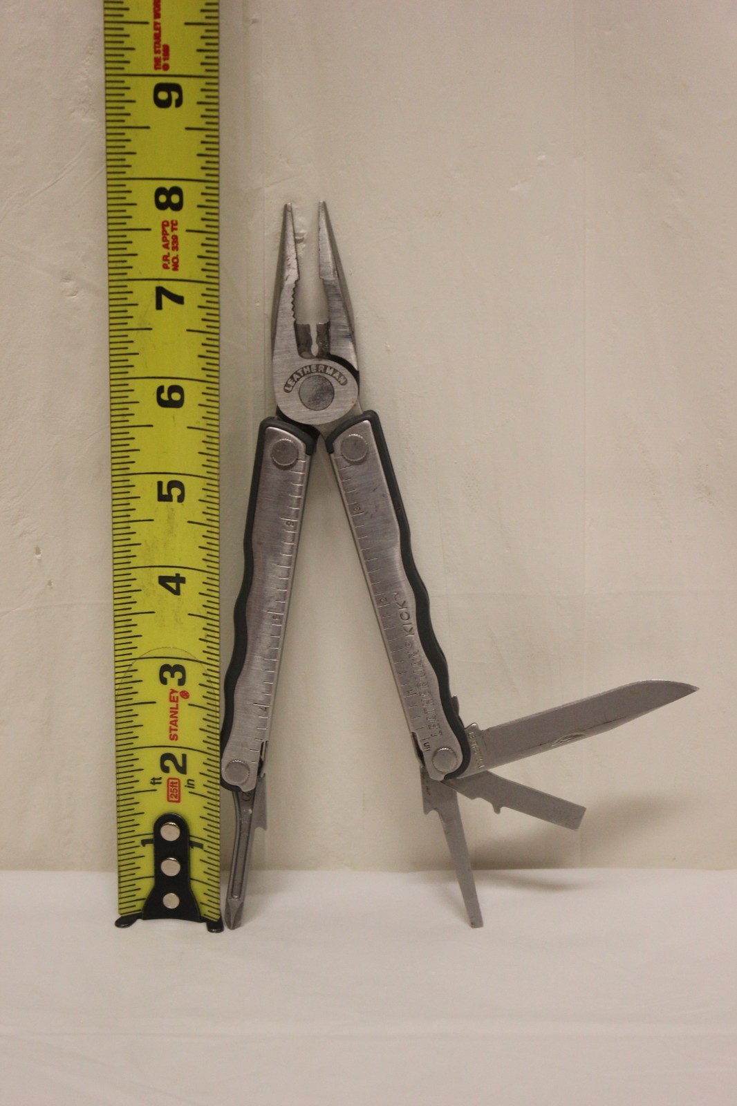 Leatherman Kick Multi-Tool, Knife, Pliers, Retired J51
