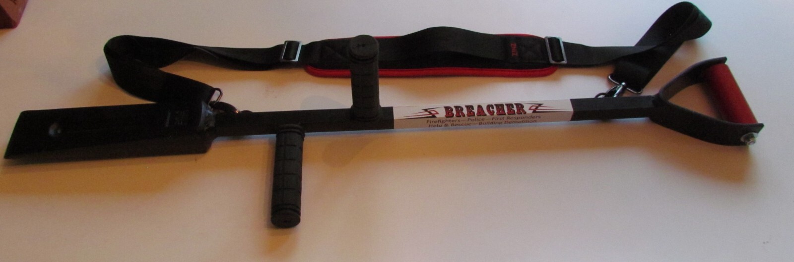 10 lbs. Halligan Forcible Entry Tool for Firefighters & Police. 33″ length A