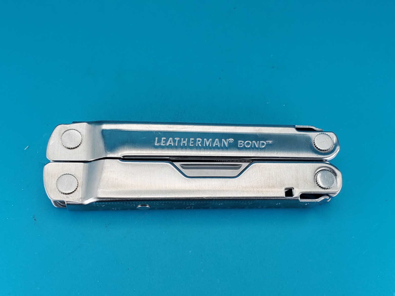 LEATHERMAN Bond Multitool, Stainless Steel Everyday Tool!