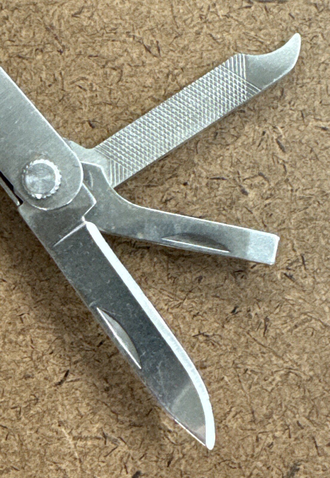 Winchester Mini 2.5” Keychain Pocket Size Multitool W/ Scissors