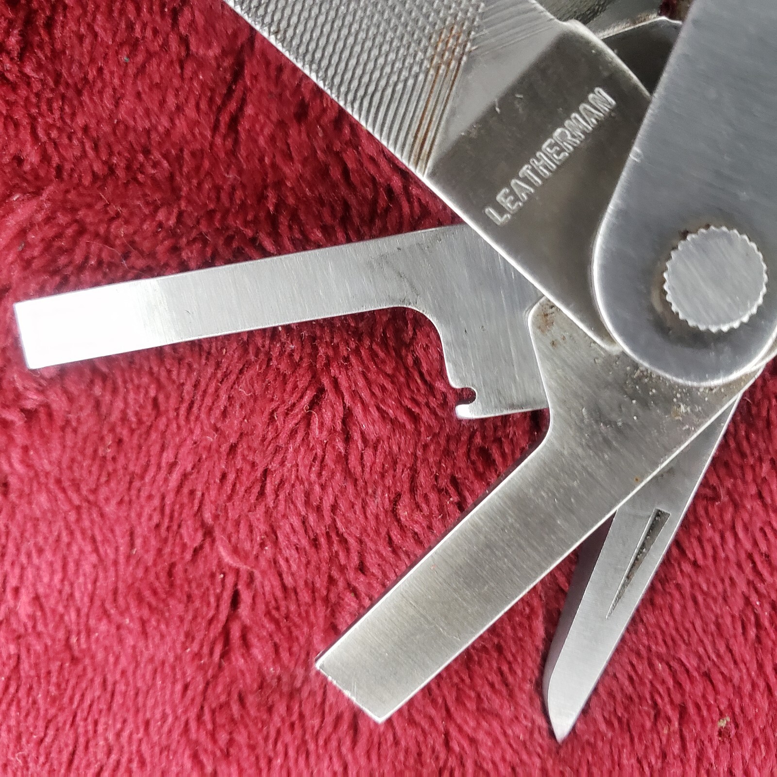 🔪 🔪 Leatherman Super Tool Multi Tool with Sheath.