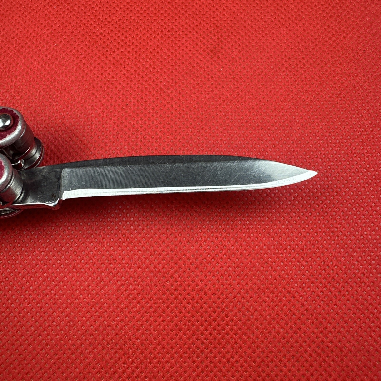 Retired Pat. Pending Gen 1 Red Leatherman Juice C2 Multitool. Great EDC!